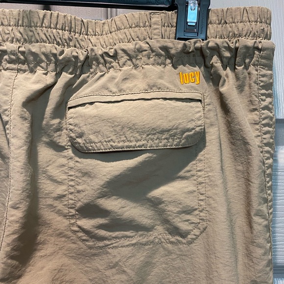 Lucy Women’s Hiking Pant/Zip Off into Capris SZ L. Khaki/Tan - Picture 3 of 7